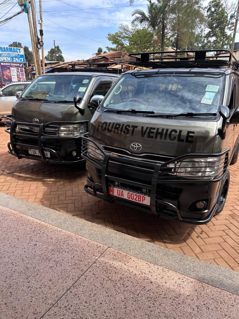 Hiace Minibus rental Rwanda  view 2